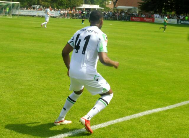 Franck Evina in voller Aktion!