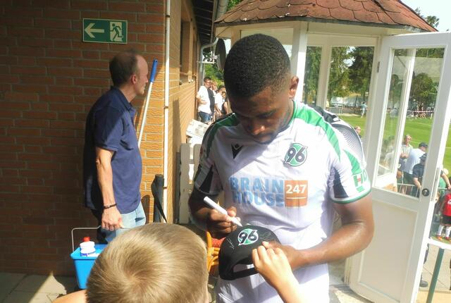 ... Franck Evina auch!