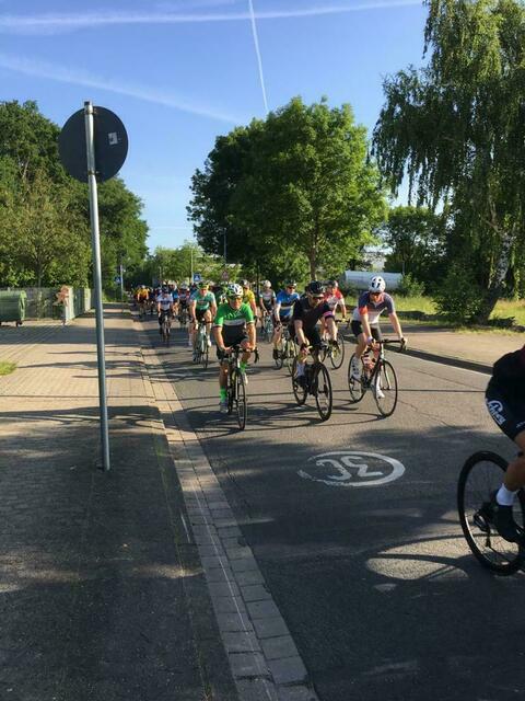 Bei bestem Wetter Start zur Radtour
