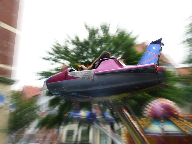 Ein Kinderkarussell drehte sich am Fiedelerplatz