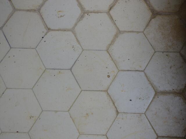 Das sind noch Original-Fliesen von Villeroy&Boch!