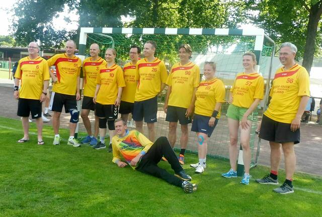 Fun-Team, Weiblein und Männlein, Gruppenfoto, und...