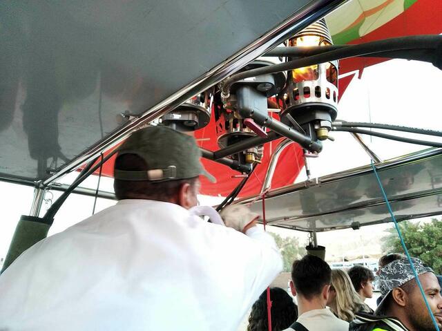 Totale Anspannung beim Piloten: Ready for Takeoff.