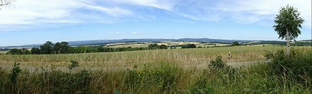 Panoramablick von der Anhöhe der Franz von Assisi Kapelle