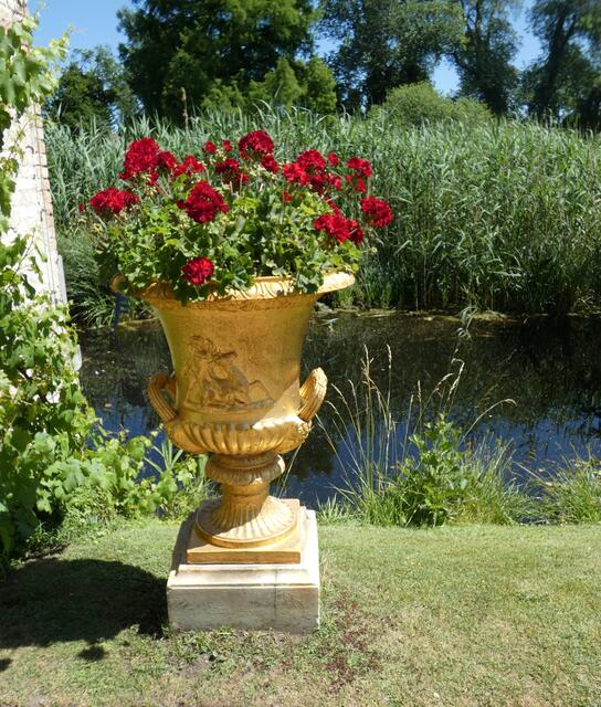 Im Garten der Anlage