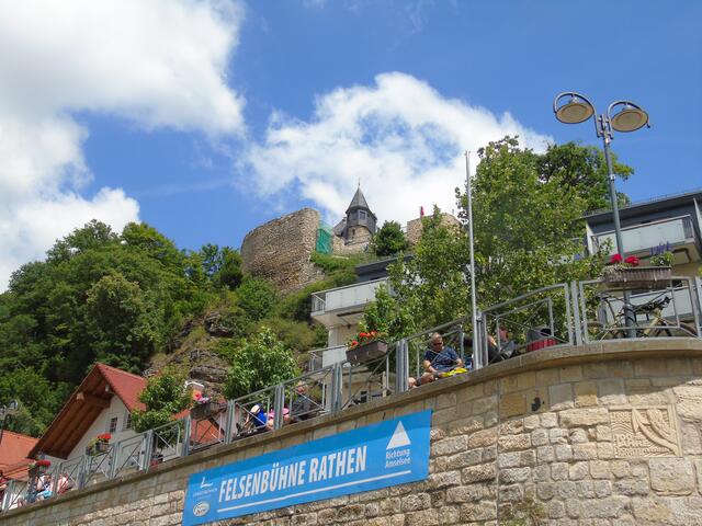 Da oben sieht man die Felsenbühne Rathen. Dorthin haben wir es dieses Mal (noch) nicht geschafft.