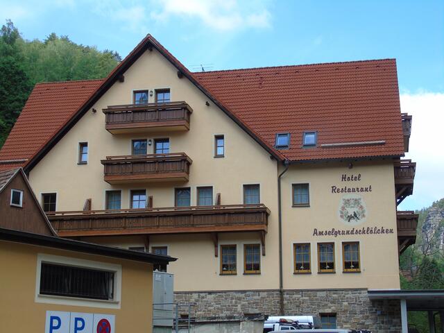 ...und Übernachtungsmöglichkeiten.