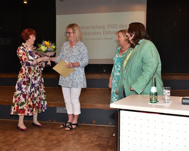 Ehrung von Jutta Heine Seela.
