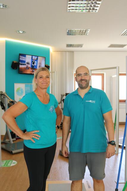 Leiter Werner Thron mit Trainerin Gaby Pflüger | Foto: Maria Knaus