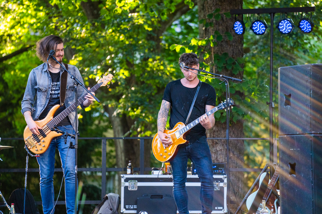 Rockmesse im Stadtgarten Friedberg/Bayern - Skile rockt das Publikum
