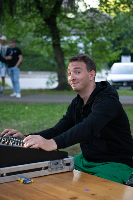 Rockmesse im Stadtgarten Friedberg/Bayern - Skile rockt das Publikum