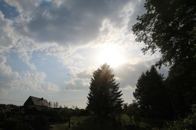 Abendhimmel überm Dorf...