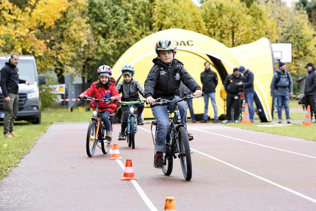ADAC Test Kinderfahrräder 2022 mit Kindern der Platanen-Grundschule Landsberg/Lech. Foto: ADAC/Ralph Wagner