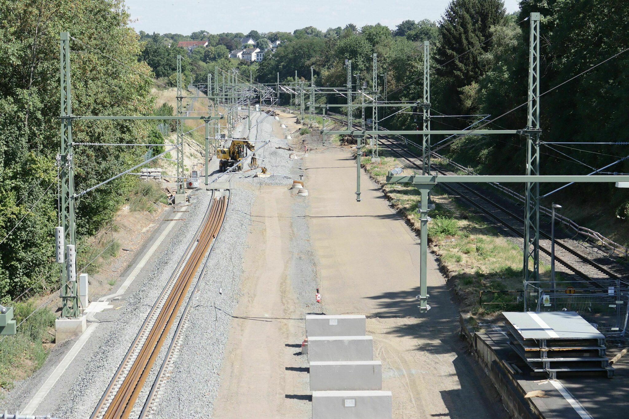 Ausbau der MainWeserBahn beim Frankfurter Berg und Eschersheim am 12.