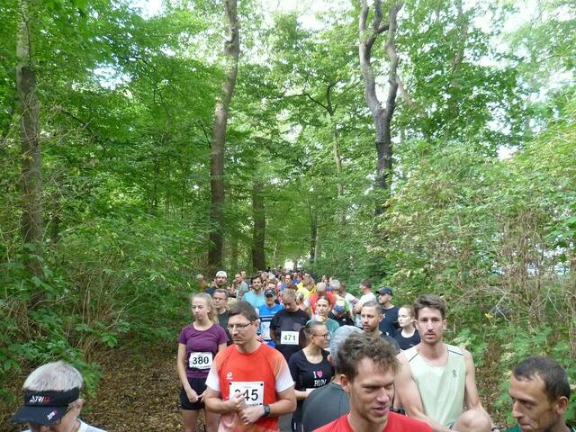 Startaufstellung für die10 Kilometer-Distanz.
