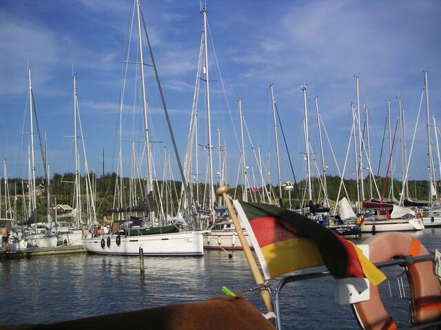 Im Yachthafen von "Anholt".