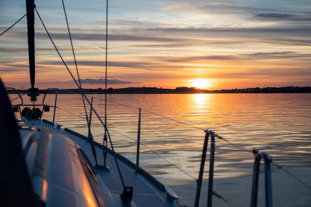 Sonnenuntergang - Ankerplatz südwestlich Marstal, Aerö | Foto: B. Jakob