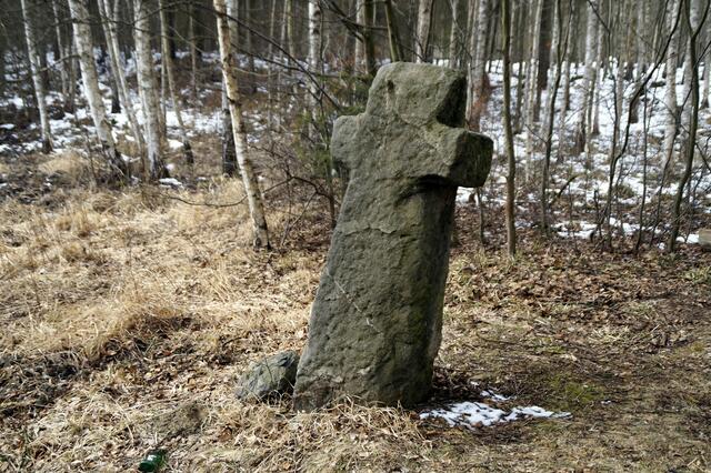 Armer Heinrich, dieses Sühnekreuz befindet sich in der Nähe des Schirmes