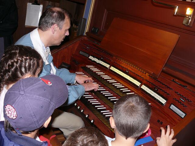 Hier wird die Orgel vorgestellt