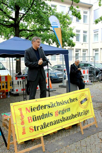 MdL Uwe Schünemann (stellvertretender CDU-Fraktionsvorsitzenden im Landtag, Innenpolitischer Sprecher der und Mitglied des Ausschusses für Inneres und Sport)
