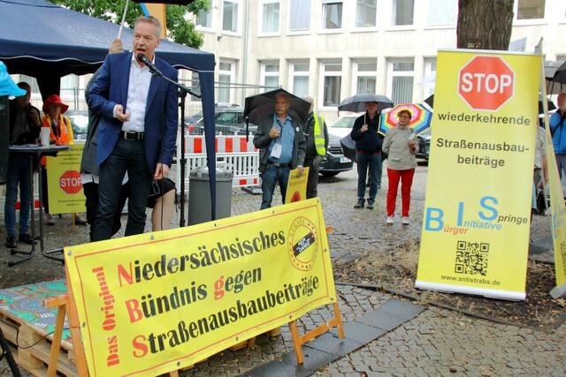 MdL Dr. Marco Genthe (FDP Innenpolitischer Sprecher und Mitglied des Ausschusses für Inneres und Sport