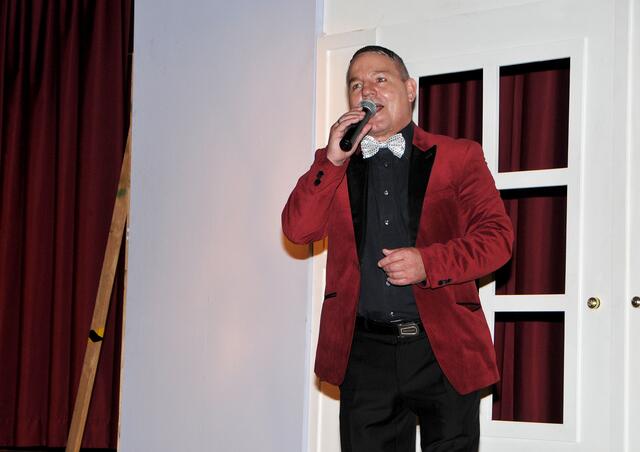 Sänger Harry Lion beim Südstädter Komöd'chen