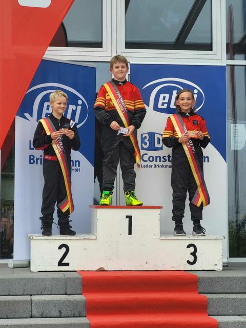 Marlo Leander Schulz, NFM Endplatz 1 und Jannick Battermann, NFM Endplatz 3