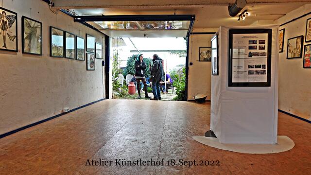 18. September 2022, um 9,30 vor Beginn des Maimarktes war es noch etwas leer in der Ausstellung von Otto und Gabriel Schorer: " Insekten und  Künstlerpersönlichkeiten - aussterbende Gattungen"