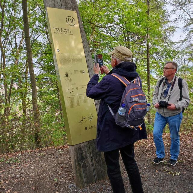 Ausgrabungsfels _Tod eines Kriegers