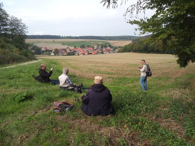 Rast mit Blick auf Ellierode
