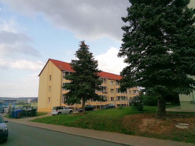 Durchs Neubaugebiet nach Hause - Kommt bitte mit auf den Rundgang in und um Nebra,danke im voraus !