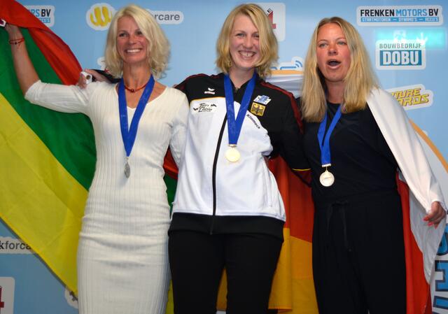 In einem spannenden Kombinationswettkampf gewinnt Sigita Trigelis (für Litauen startend) knapp hinter Susanne Klimmeck die Silbermedaille.