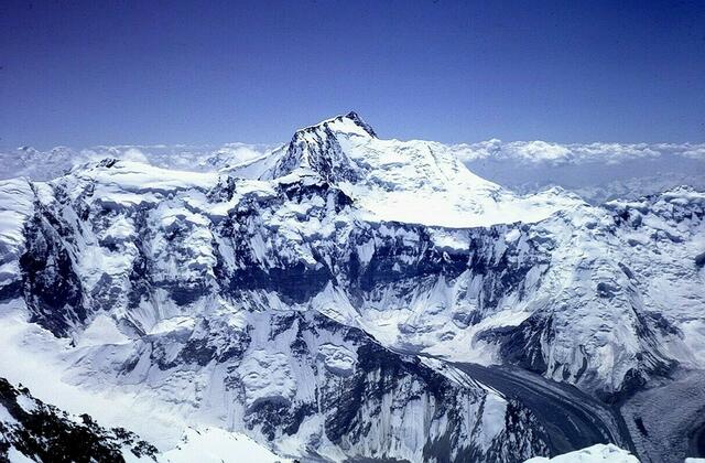 1984 Besteigung des 7495 m hohen Pik Kommunismus in Tadschikistan (Russland).