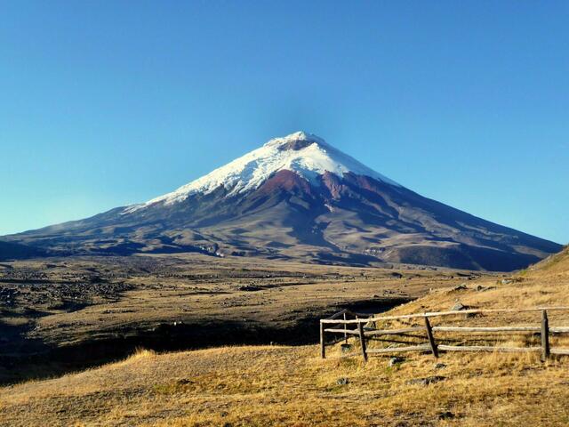 Vulkanberg Cotopaxi in Ecuador 5897m / Im Jahr 2002 mit Reinhold Messner bestiegen