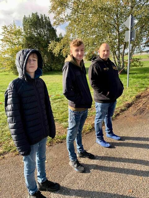Nico, Timo und Christian Greth, alle aktive Motorsportler.