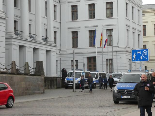 Nationalfeiertag vor der Staatskanzlei