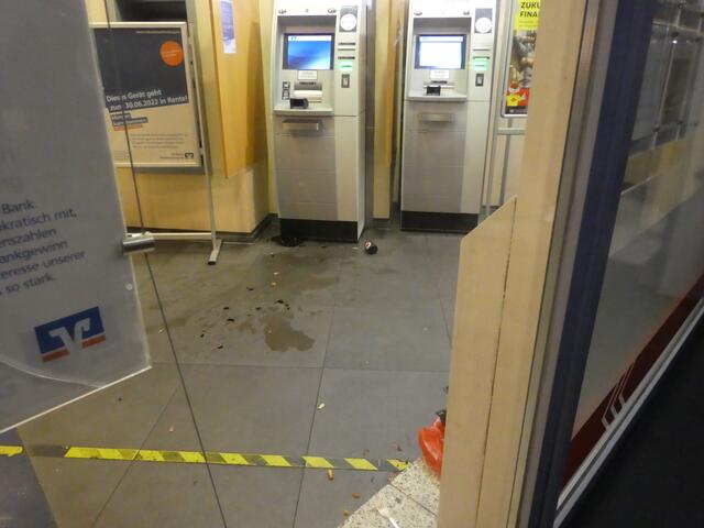 Da hat sich wohl einer beim Blick auf die Kontoauszüge in die Hose gemacht.