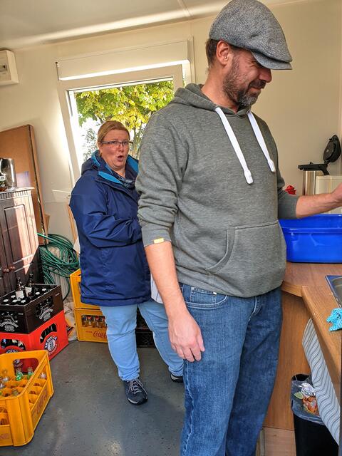 auch ganz wichtig: der Geschirr-Spüldienst