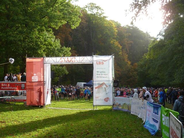 Der Start zum Brocken-Marathon steht unmittelbar bevor. - Der Link zum Video befindet sich am Ende des Artikels.