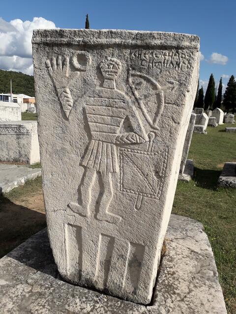 Sonne und Mond (Pfeil und Bogen) waren wichtige Symbole der Kultur der Bogumilen in Bosnien