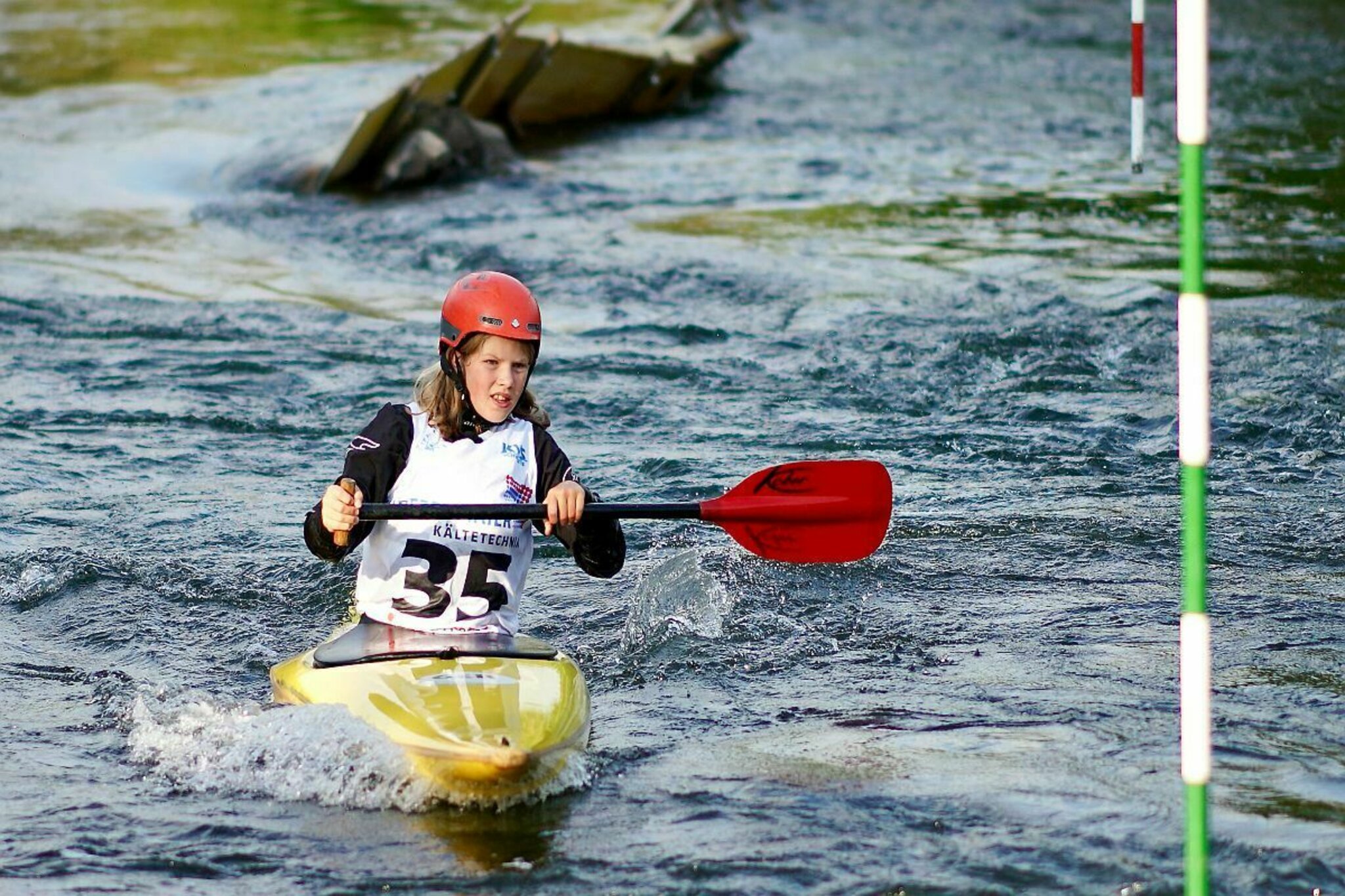 43. Ulmer Kanuslalom 2022 tolle Medaillenausbeute für die Augsburger