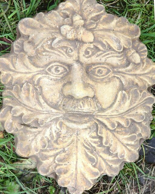 Silvanus ist der  Vorläufer des keltisch-angelsächsischen Greenman