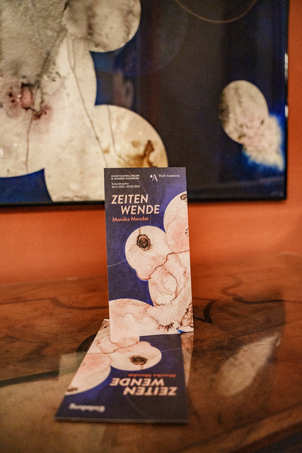 Monika Mendat: ZEITENWENDE - 4. November 2022 bis 5. Februar 2023 im Caé und im Liebertzimmer im Ausburger Schaezlerpalais