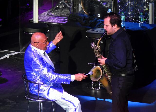 Die Four Tops können auf einige Welthits zurückblicken, z.B. "Baby I Need Your Lovin", "I Can't Help Myself (Sugar Pie Honey Bunch)" und "Loco in Acapulco", um nur einige zu nennen. Darunter sind Ohrwürmer, die man nicht so schnell aus dem Kopf bekommt.