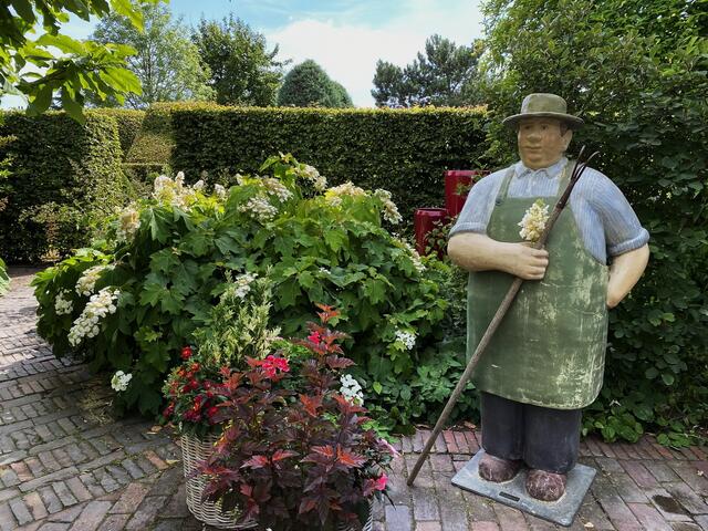ein Gärtner - hat sicher viel zu tun