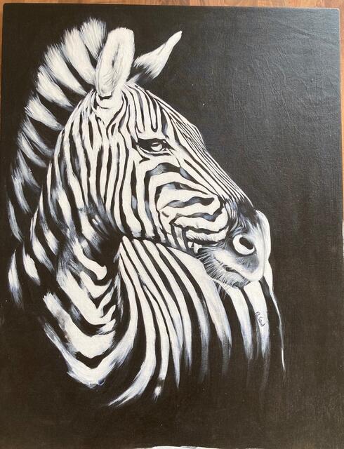 Sie haben Interesse an einem der Bilder? Einfach ein Gebot an info@towanika.com abgeben. Der Erlös geht zu 100% an Towanika und die El Seed Art Foundation.