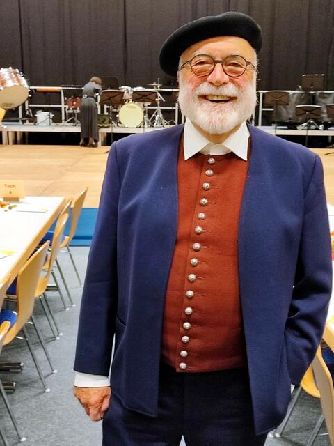 Manfred-Andreas Lipp freute sich, mit seinen Gruppen beim Hoigarta mitwirken zu können.