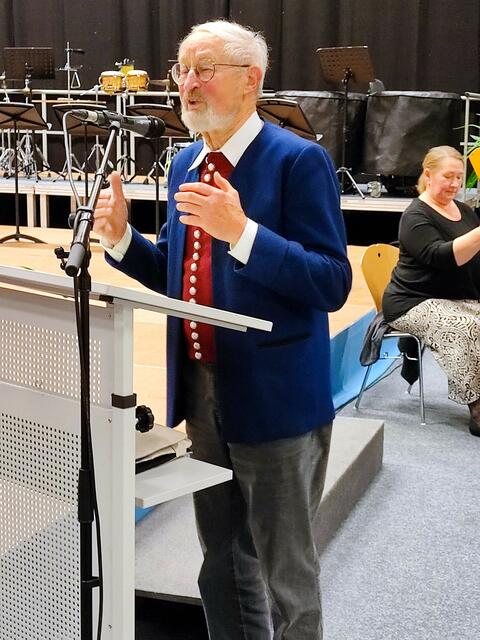 Alfred Sigg erzählte über St. Martin, den Nussmärtl und einige wahre Begebenheiten.