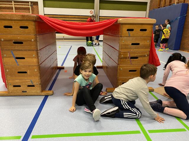 … vorwärts und rückwärts durch den Tunnel