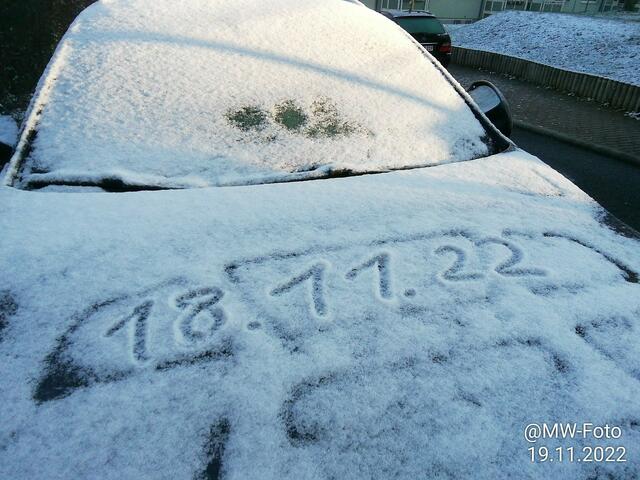Neuschnee - 20.11.2022 !!! Gartenschau - Samstag-Sonntagsbilder 2022 !!!    Temperaturen: Früh 5:08 9,3 Grad minus / 11:09h 5,3° minus / 13:22 h 1,9° plus